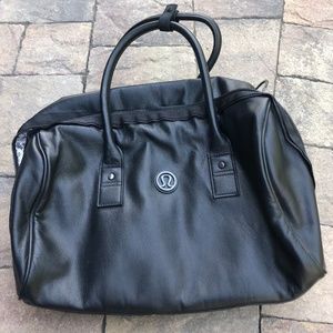Lululemon Daily Om Speedy Bag Duffle Tote Black